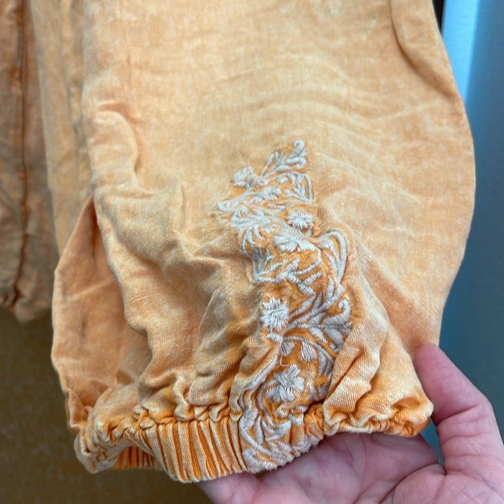 Anthropologie linen balloon pants - Picture 3 of 9